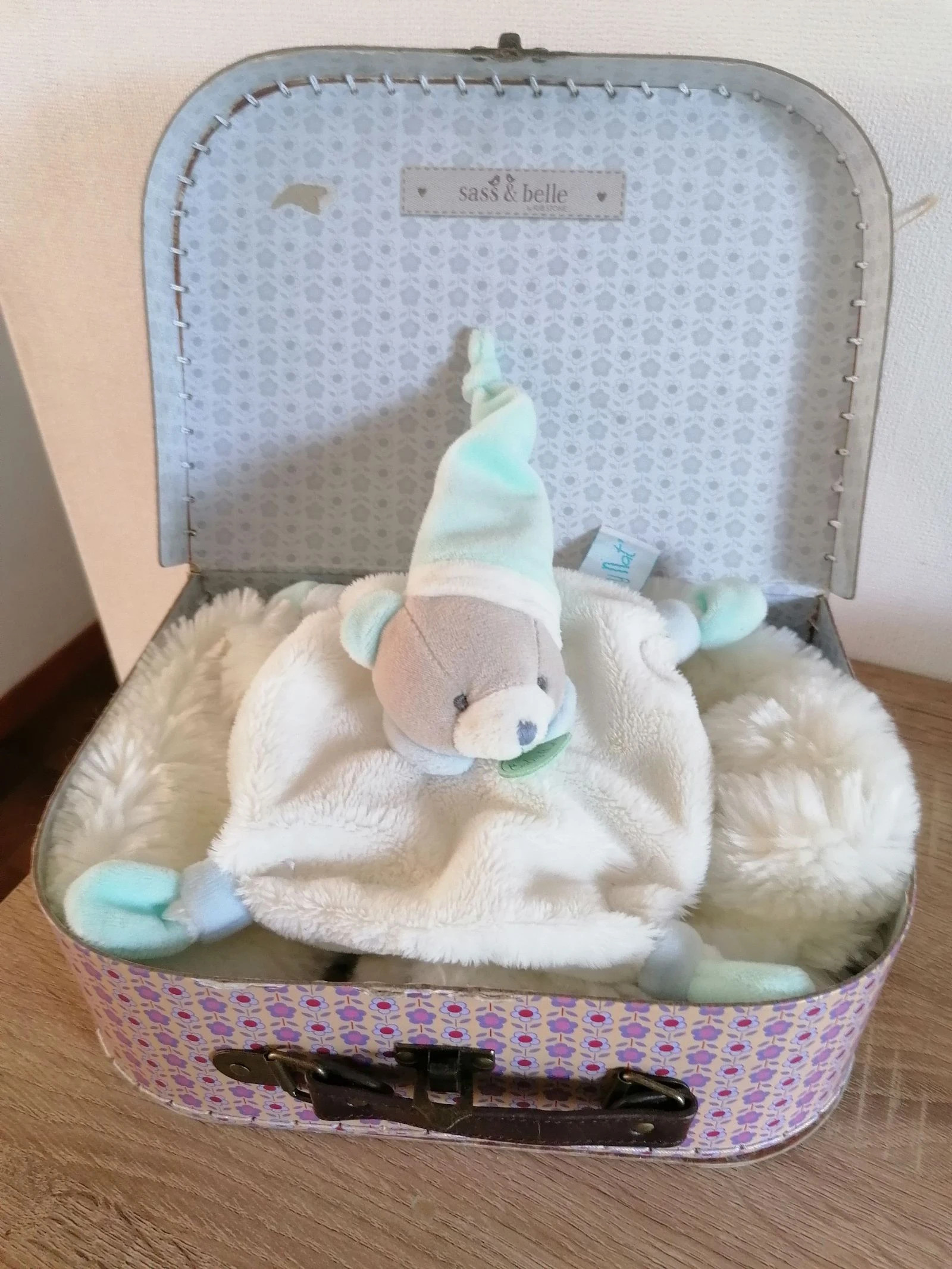 Doudou plat tête d'ourson avec bonnet vert d'eau, babynat 